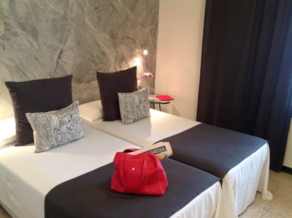 Hotel Restaurant Bon Retorn Figueres  Eksteriør bilde