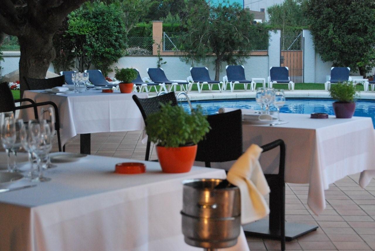 Hotel Restaurant Bon Retorn Figueres  Eksteriør bilde