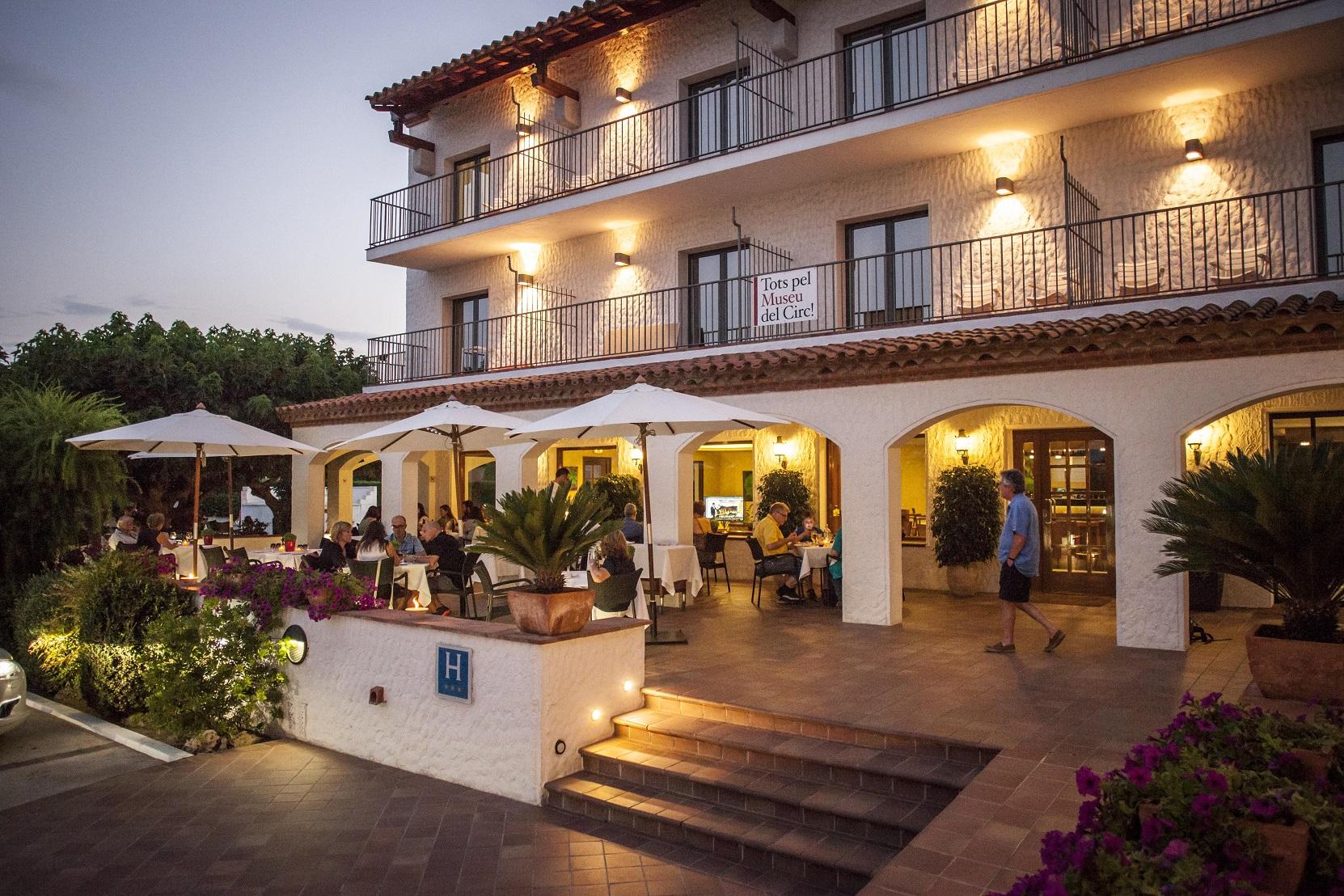 Hotel Restaurant Bon Retorn Figueres  Eksteriør bilde