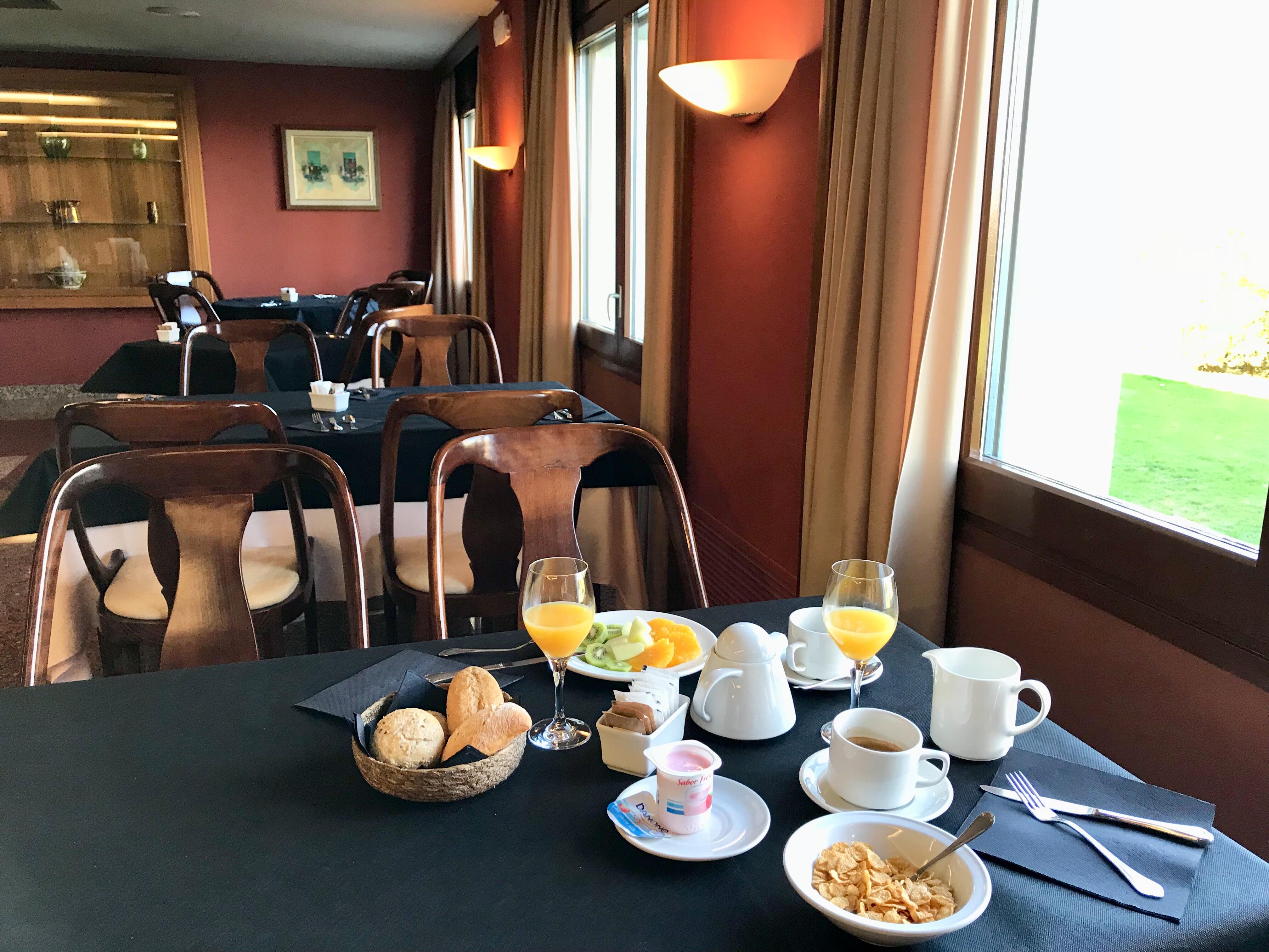 Hotel Restaurant Bon Retorn Figueres  Eksteriør bilde