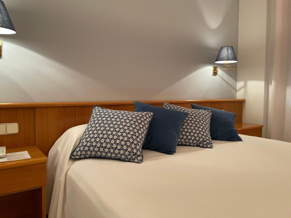 Hotel Restaurant Bon Retorn Figueres  Eksteriør bilde
